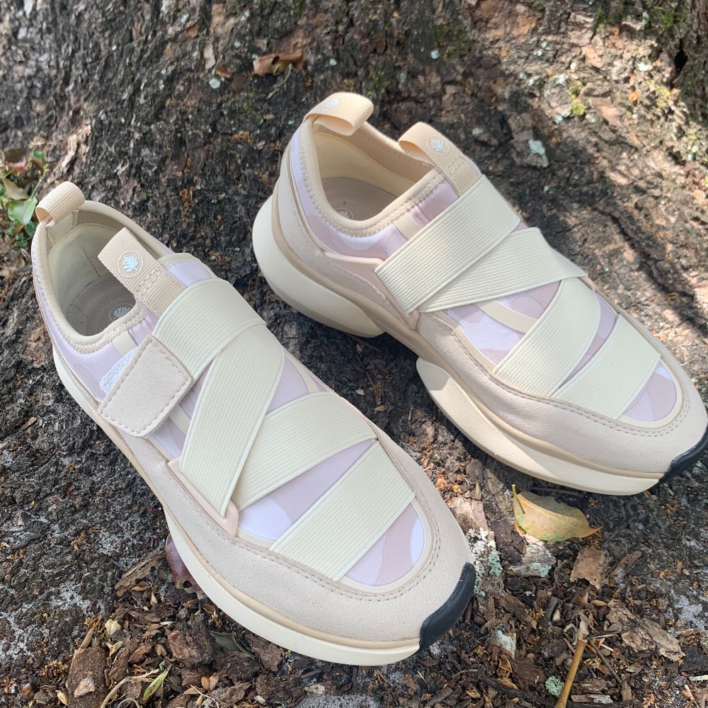NURTURE DILLON ELASTIC SPLIT SOUL CAMO CHINKY PLATFORM SZ 5.5